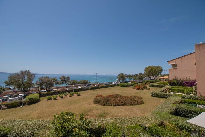 Gîte pour 4 personnes, avec balcon dans Plage Marinella - 3