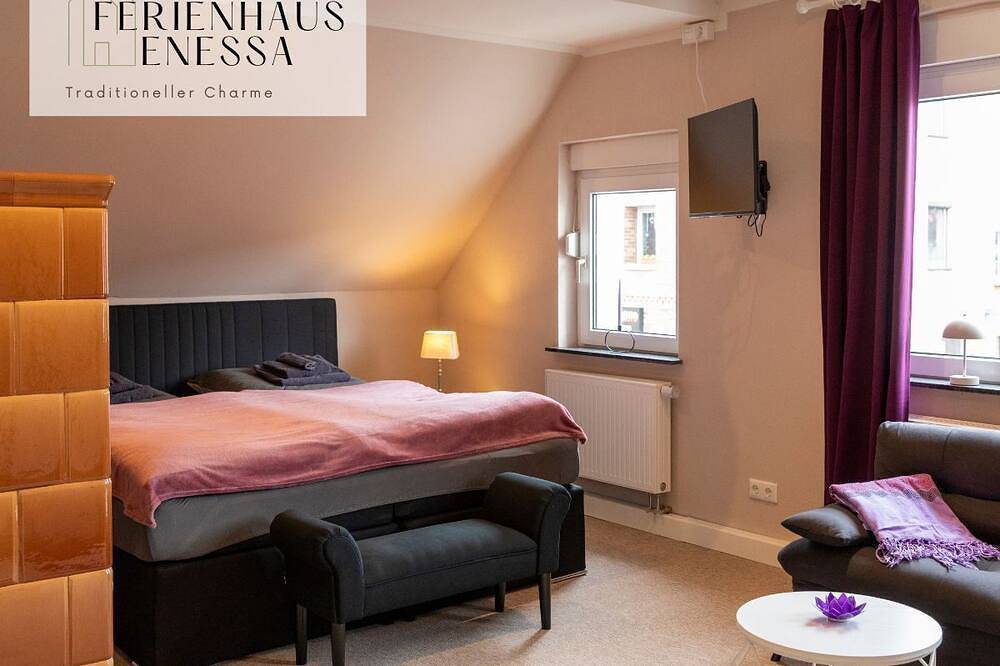 Ganze Wohnung, Ferienwohnung Sophie - Ferienhaus Enessa in Lauchhammer, Naturpark niederlausitzer heidelandschaft (Brandenburg)