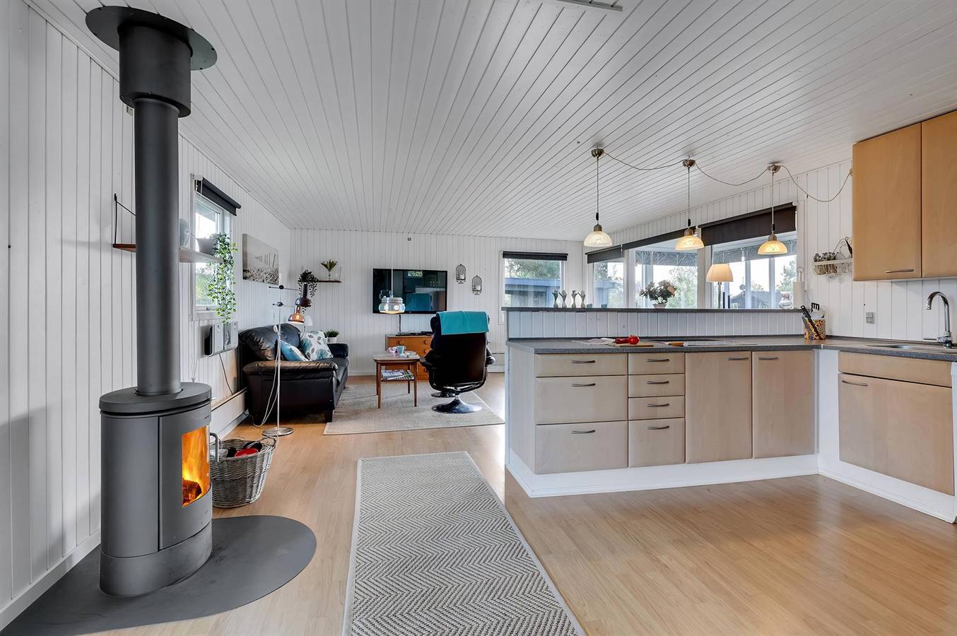 2 bedroom pet friendly home in Bogø By in Bogø