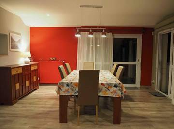 Gîte pour 6 personnes, avec terrasse à Beure