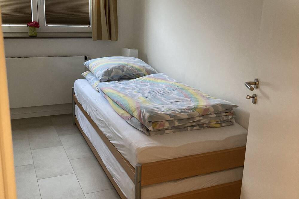 Unglaubliger Ausblick am Badesee. Max. 4 Erw. und 2 Kinder.  3 km zur Ostsee in Pönitzer See, Scharbeutz