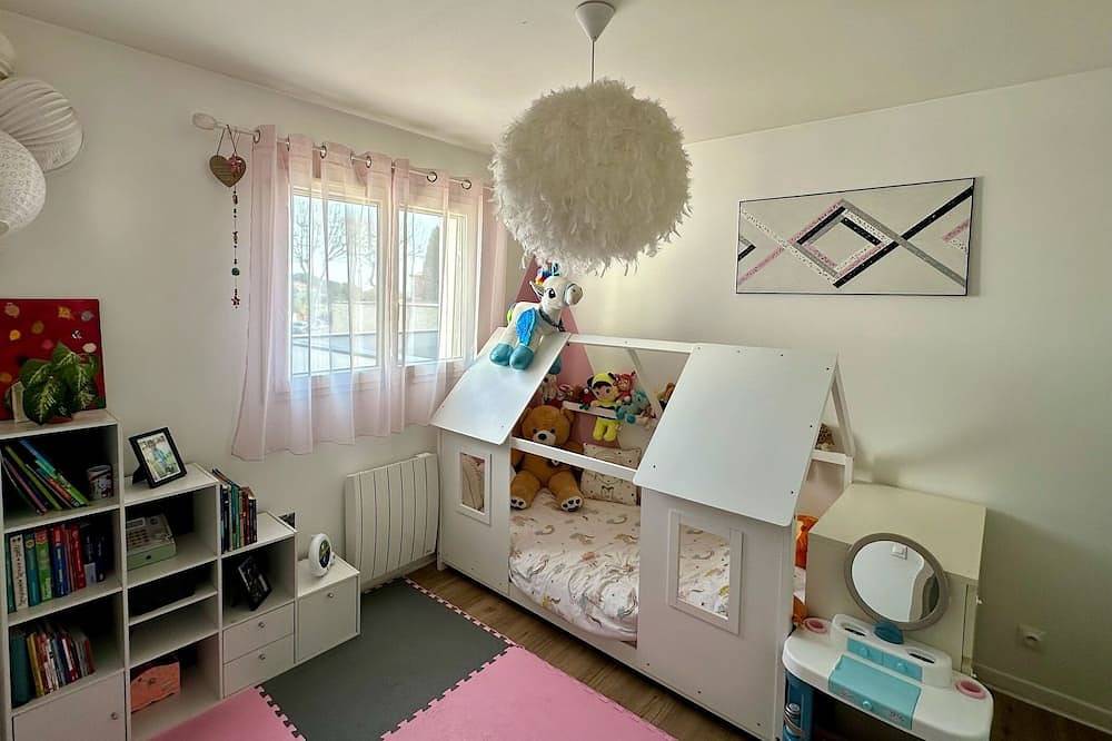 Villa with pool close to the beach! Ideal for families in Pérols, Côte d'Améthyste