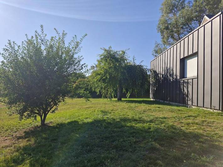 Location de vacances pour 11 personnes, avec terrasse et jardin, animaux acceptés à Saint-Nicolas-du-Pélem - 3