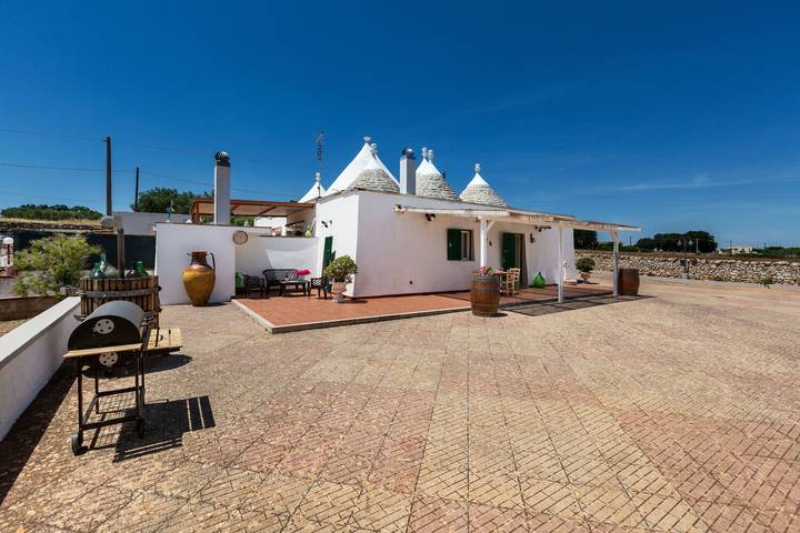 Trullo pour 2 personnes, avec jardin à Martina Franca