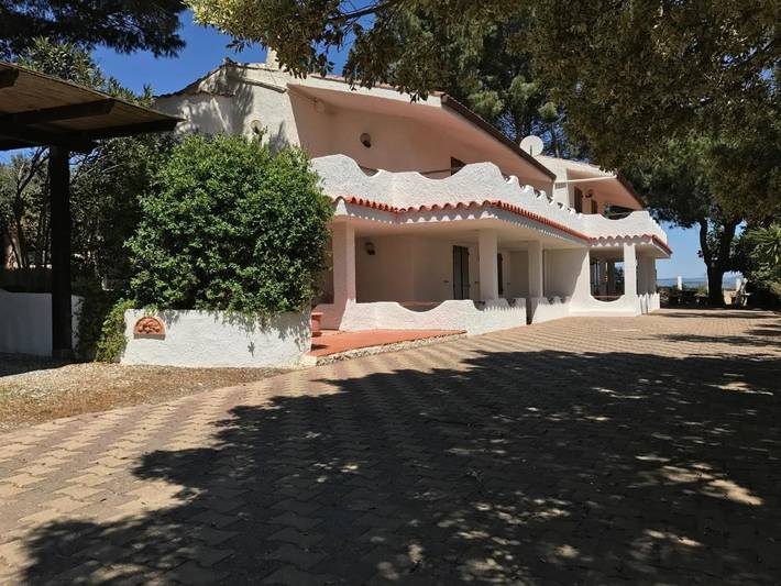 Apartamento de vacaciones para 6 personas, con jardín además de vistas y balcón - 1