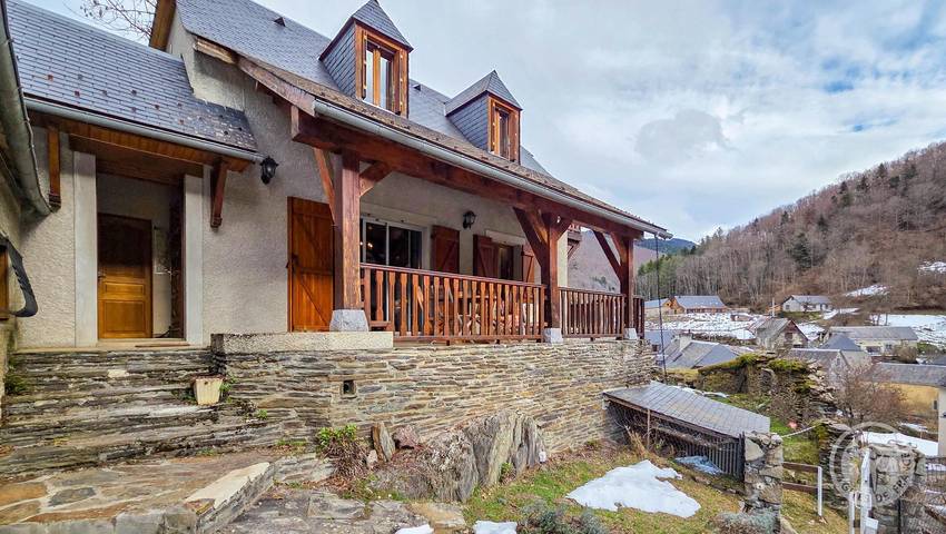 Gîte pour 2 personnes, avec jardin à Bareilles
