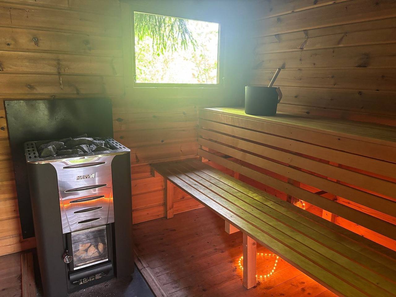 Ganze Wohnung, Ferienwohnung Viol in Värmland große Naturwohnung am See mit Sauna und Hot Tub in Värmland