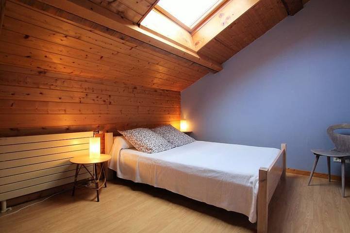 Gîte pour 6 personnes, avec Jardin à Cerzat - 3