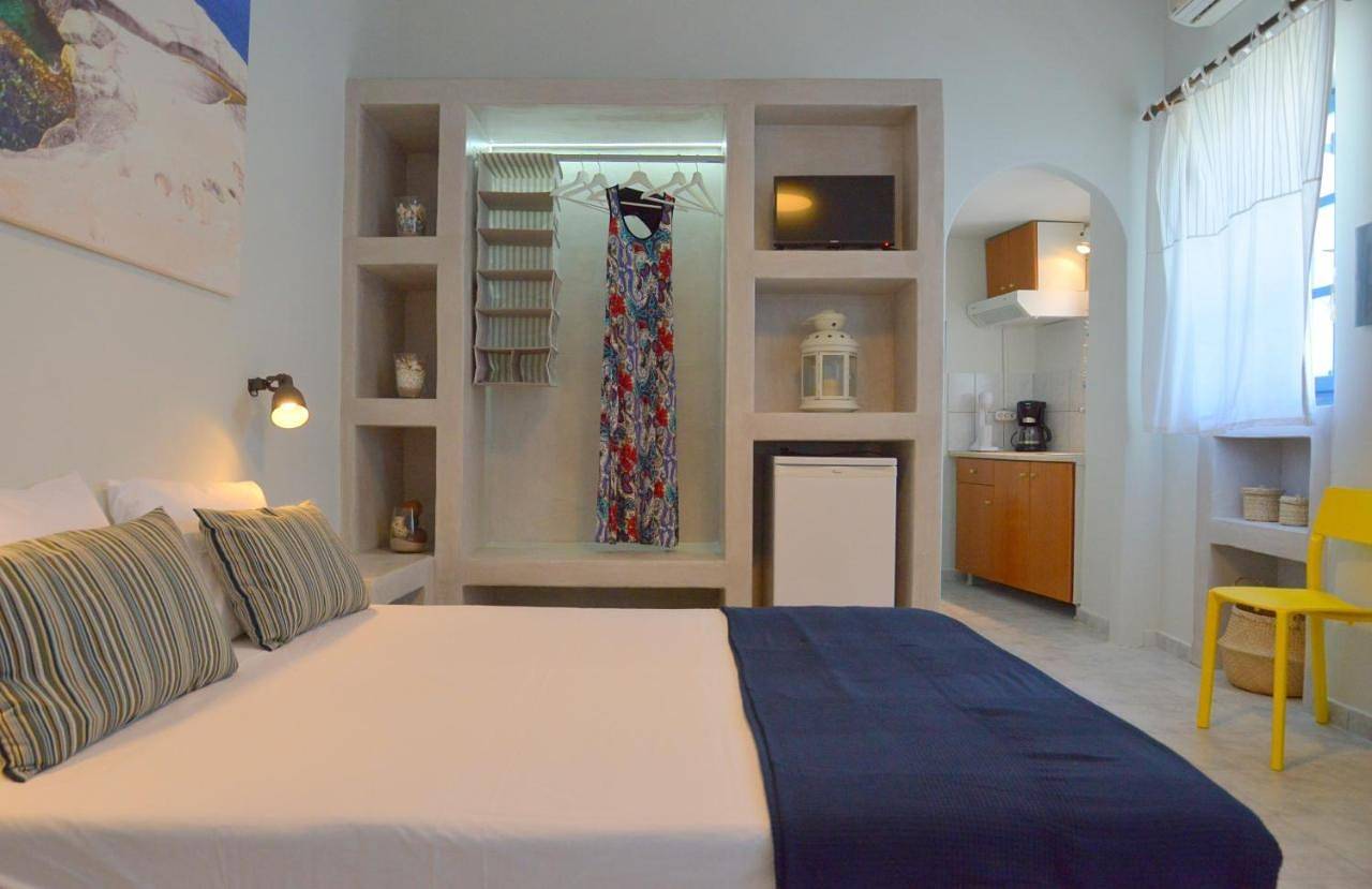 Entire apartment, Standard Studio in Plaka (Milos), Milos