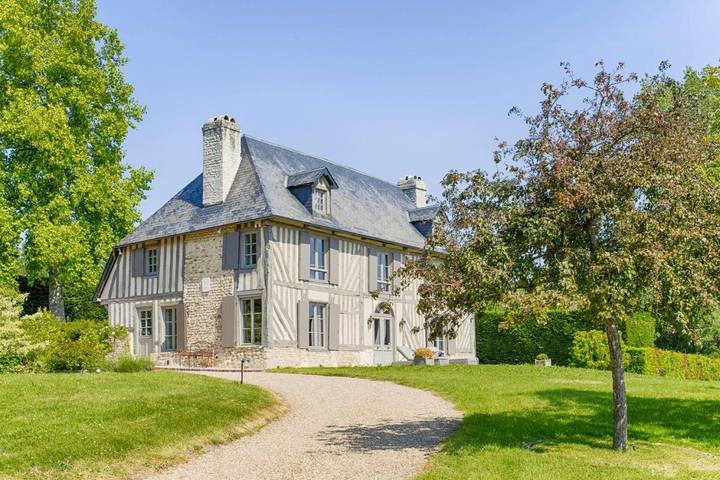 Location de vacances pour 6 personnes, avec jardin et terrasse à Saint-Martin-aux-Chartrains - 2