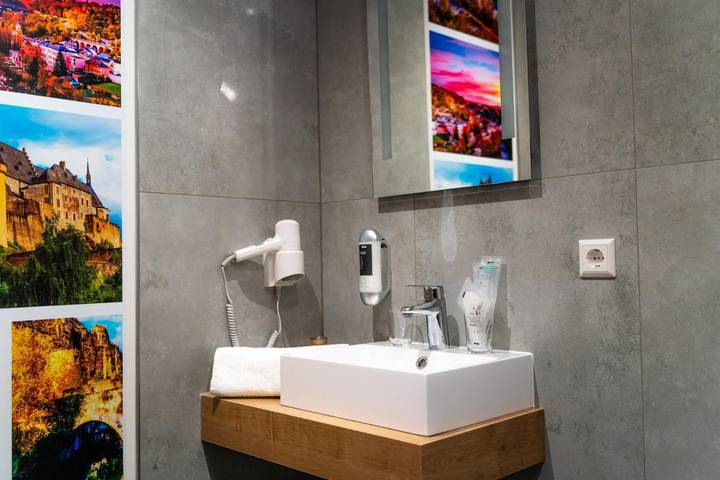 Hôtel pour 2 personnes, avec terrasse et vue à Differdange - 3