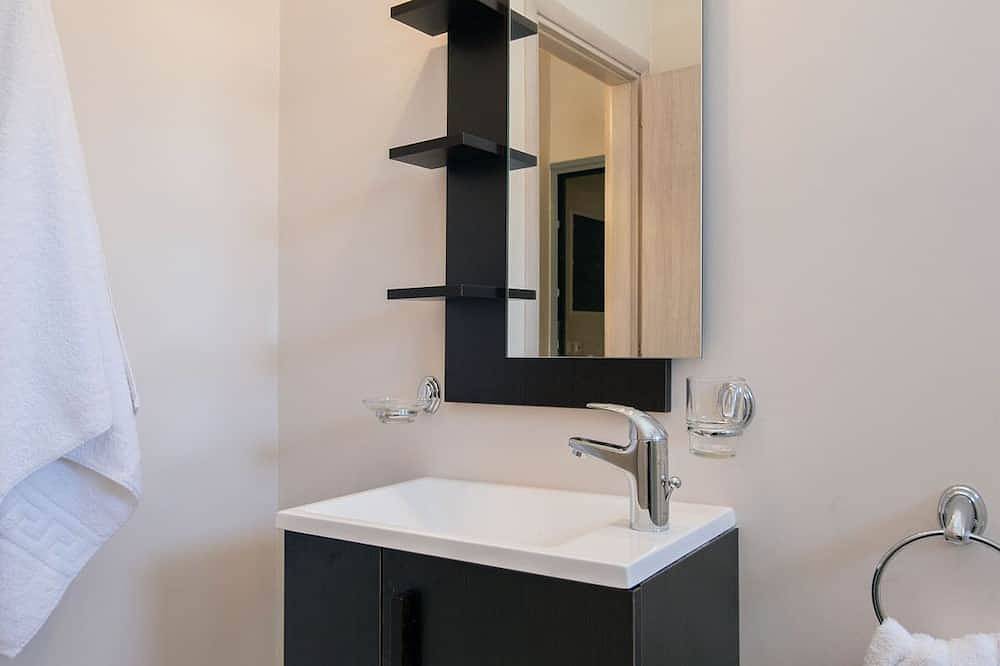 Close to the beach, spacious one-bedroom apartment with sea views., foto 5