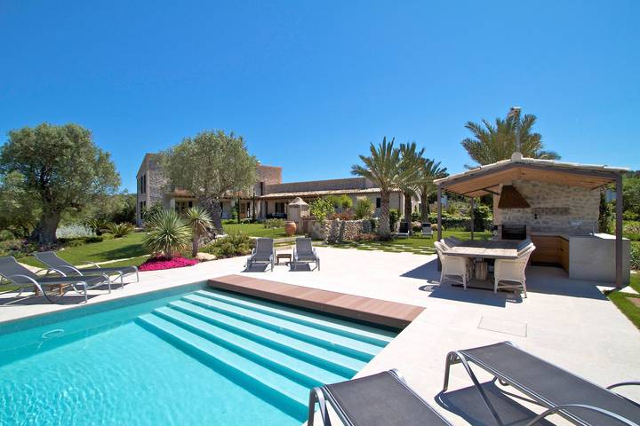 Villa for 10 personer, med terrasse og hage i Alcúdia