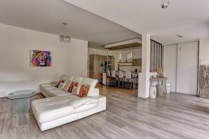 Gîte pour 4 personnes, avec vue et jardin à Montfort-l'Amaury