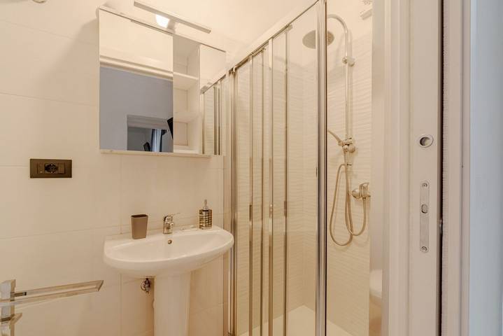 Appartamento intero, Guesthost - Ginevra Bright Flat near the Hospital in Torino, Provincia di Torino