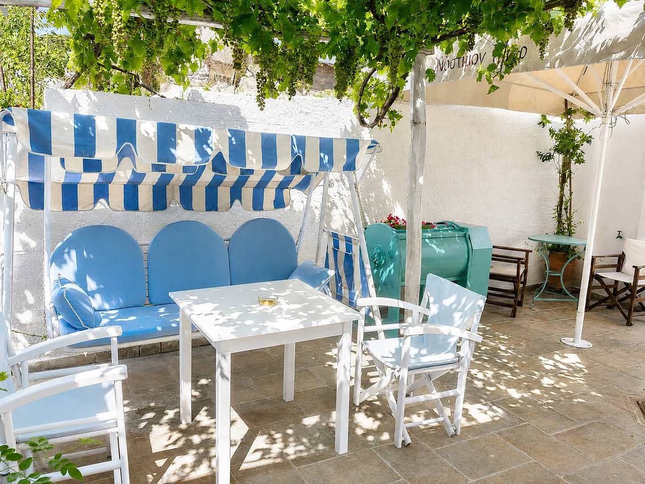 Hel lägenhet, Hotel Elena - Cozy Seaside Twin Suite in Skyros in Skyros