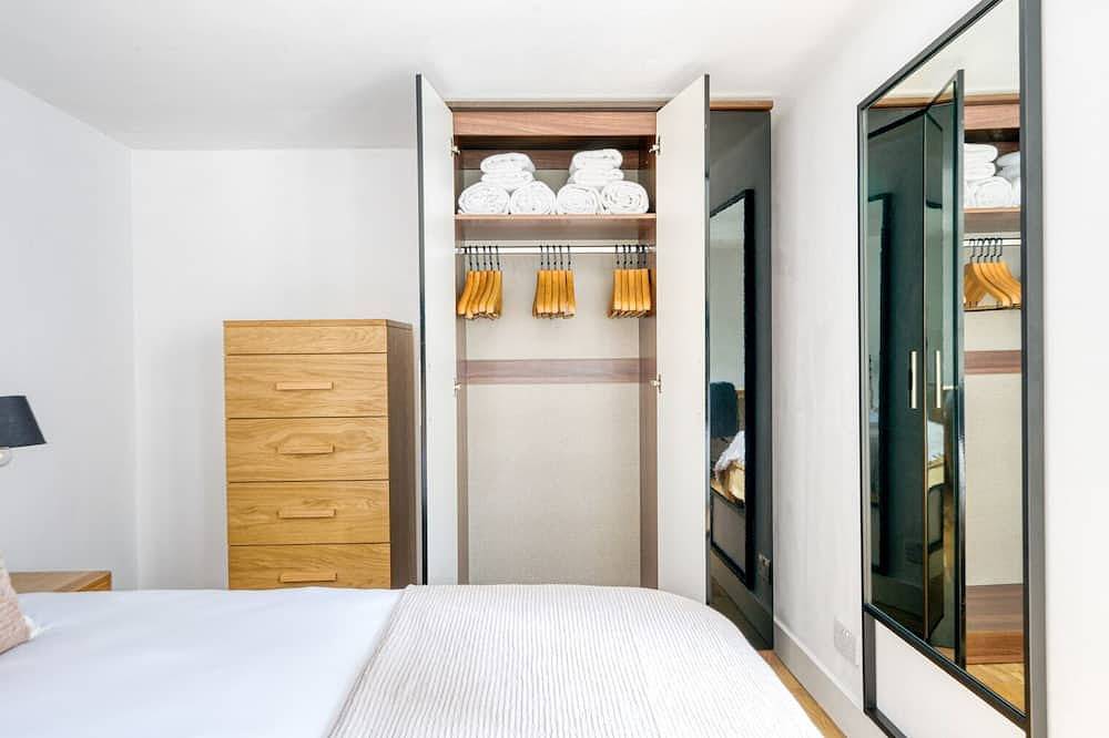Apartamento entero, Fitzrovia 2Br on Tottenham Crt Rd, nr. Oxford Str. Shops, by Blueground in Camden, Londres