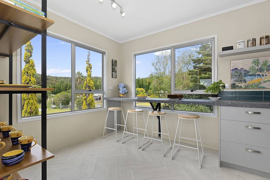 Tahuna Family Escape - Paihia Holiday Home in Paihia, Bay Of Islands