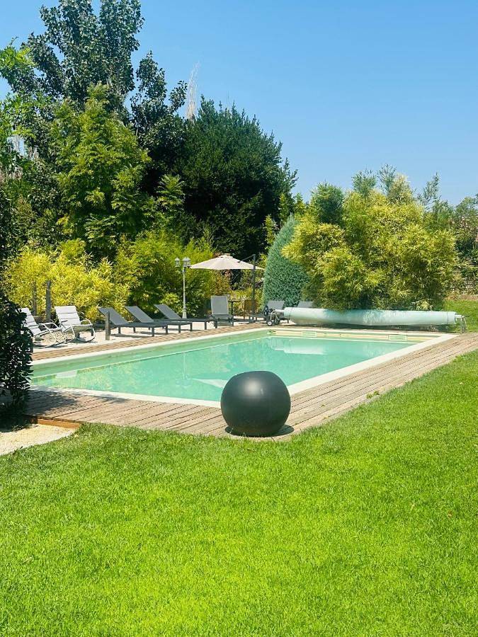 Apartamento de vacaciones para 4 personas, con piscina además de vistas y jardín - 1