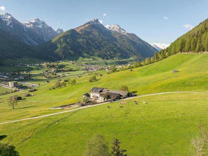 Vakantiewoning voor 4 personen, with Balkon and Terras as well as Tuin and Uitzicht in Fulpmes