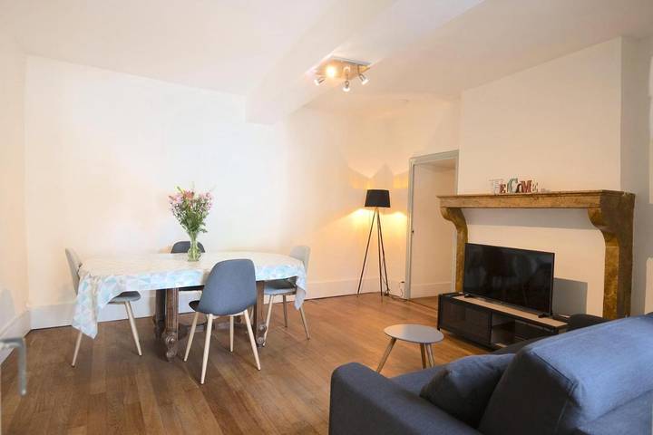 Gîte pour 6 personnes, avec vue et terrasse à Brochon