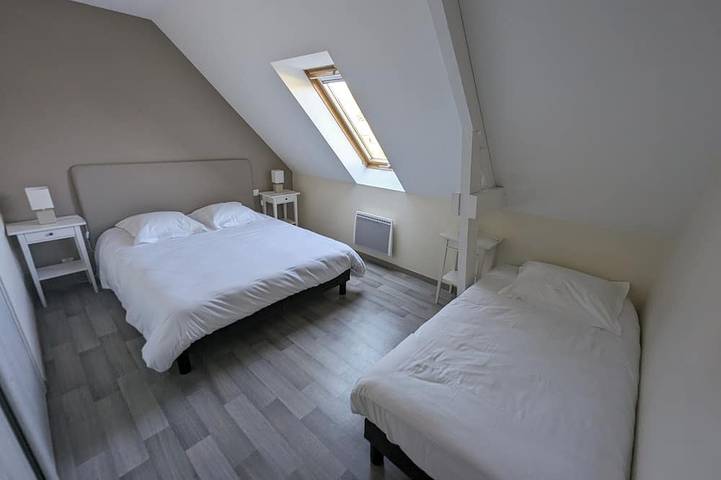 Location de vacances pour 15 personnes, avec jacuzzi ainsi que jardin et sauna, animaux acceptés à Marcey-les-Grèves - 3