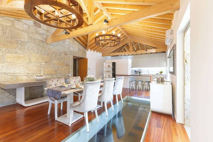 Location de vacances pour 20 personnes, avec balcon et jardin dans Vilar de Mouros