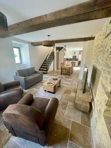 Gîte pour 5 personnes, avec terrasse dans Ruillé-Froid-Fonds