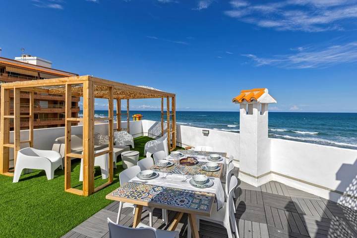 Appartement de vacances pour 7 personnes, avec vue et balcon