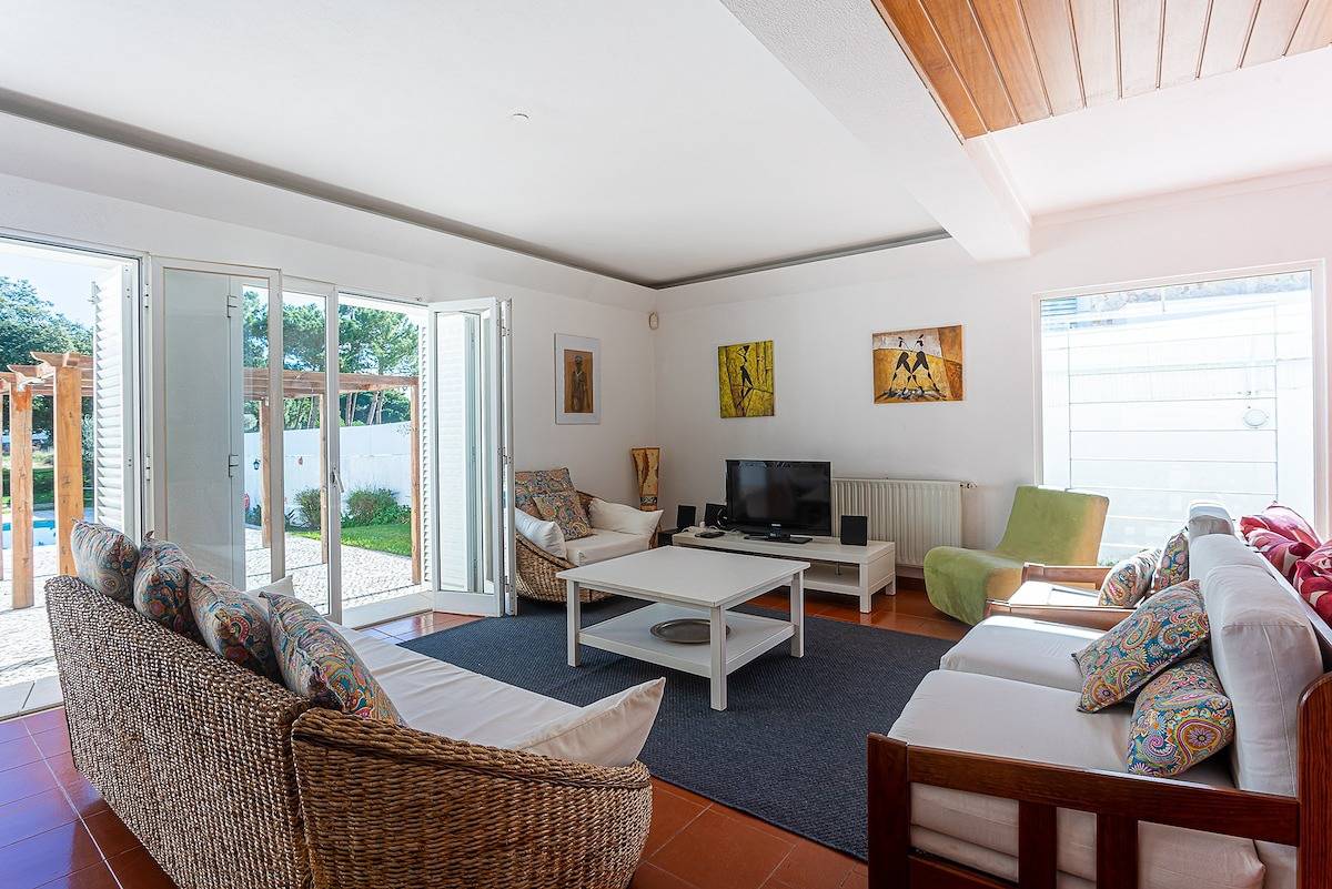 Villa Flora in Praia do Meco, Sesimbra (Castelo)