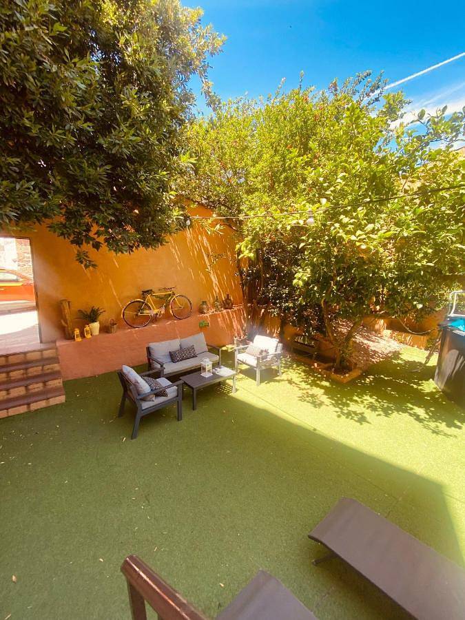 Apartamento para 14 personas, con Balcón y Terraza además de Jardín y Piscina en Casavieja