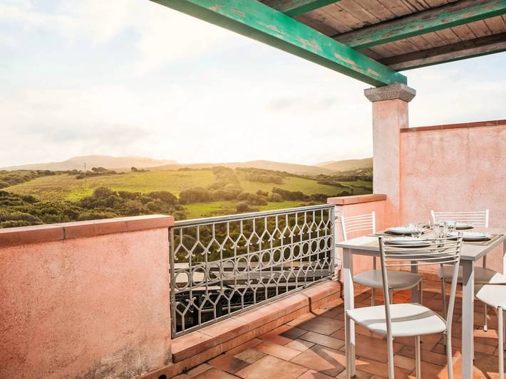 Appartement de vacances pour 4 personnes, avec piscine et balcon