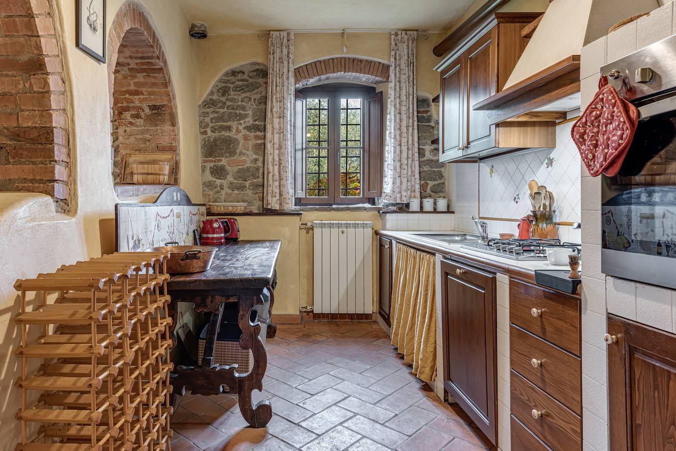 Appartamento intero, Appartamento 'La Perla' con piscina condivisa, terrazza privata e Wi-Fi in Pian di Scò, Castelfranco Piandiscò (comune)