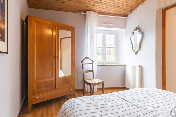Gîte pour 7 personnes, avec jardin à Éculleville - 4