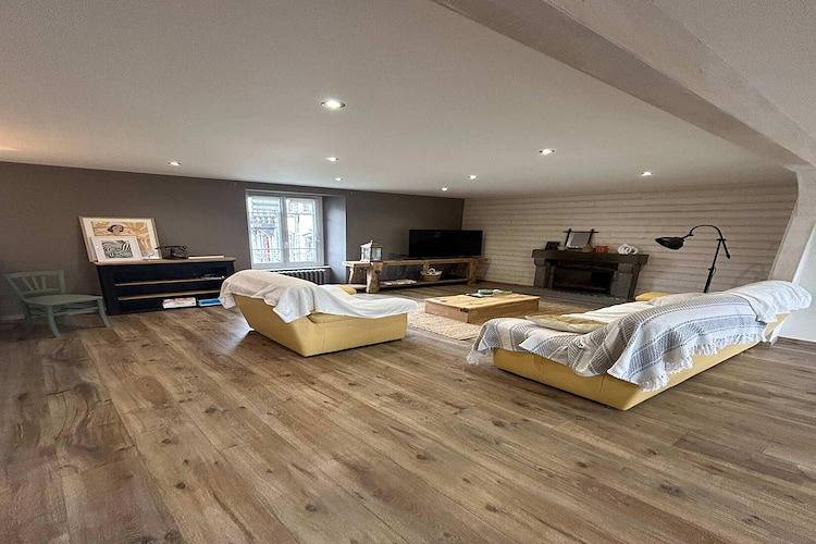Apartamento entero, Amplio dúplex familiar en Murat Village in Parque Natural Regional Volcans d'Auvergne
