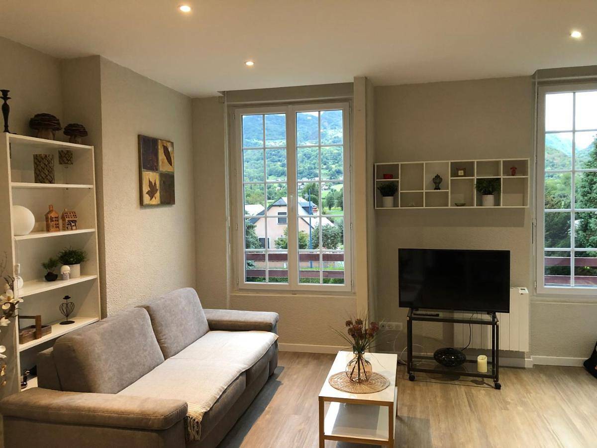 Appartement entier, Studio Apartment in Pierrefitte-Nestalas, Parc national des Pyrénées