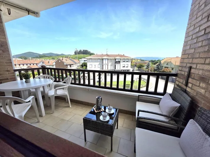 Ferienwohnung für 9 Personen, mit Terrasse und Ausblick, mit Haustier - 1