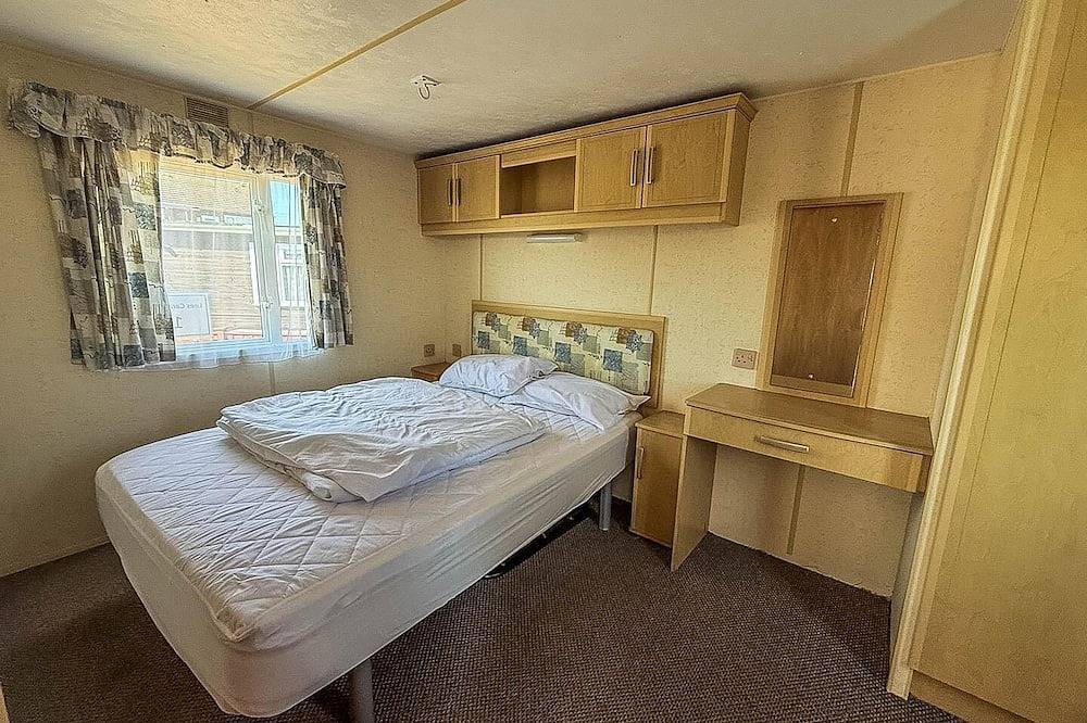Wheelchair friendly caravan for hire Norfolk near the beach in Hunstanton, Norfolk Coast
