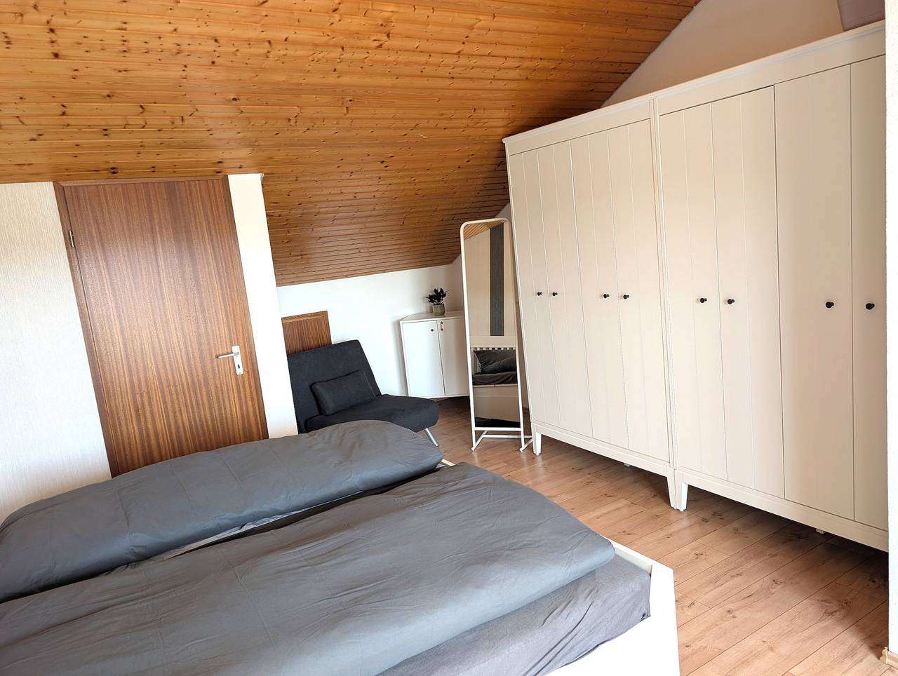 Ganze Wohnung,  Ferienwohnung "Waldblick" mit Balkon und Dachterrasse mit traumhaftem Südblick - Mein Swh in Schonach im Schwarzwald, Südschwarzwald