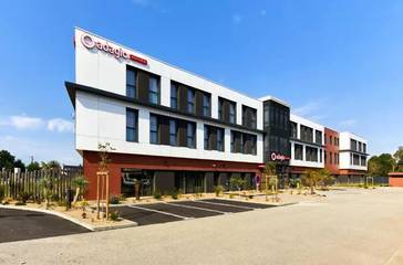 Gîte pour 4 personnes, avec piscine et sauna, animaux acceptés à Plescop