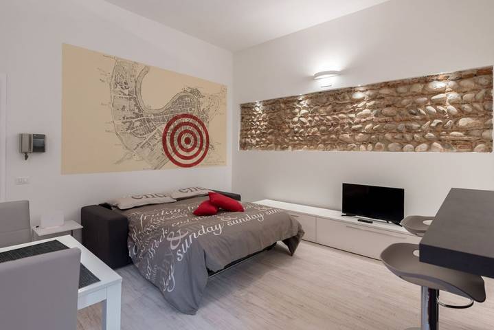 Gîte pour 4 personnes, avec balcon/terrasse, animaux acceptés à Vérone - 2