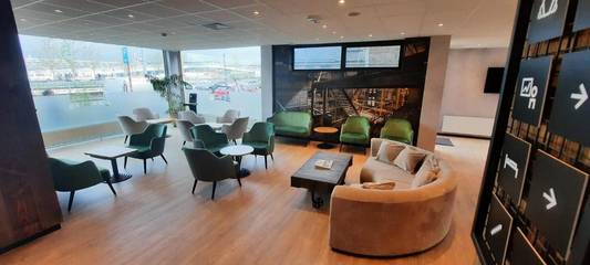 Hôtel pour 3 personnes, avec terrasse et vue à Mons (Hennegau)