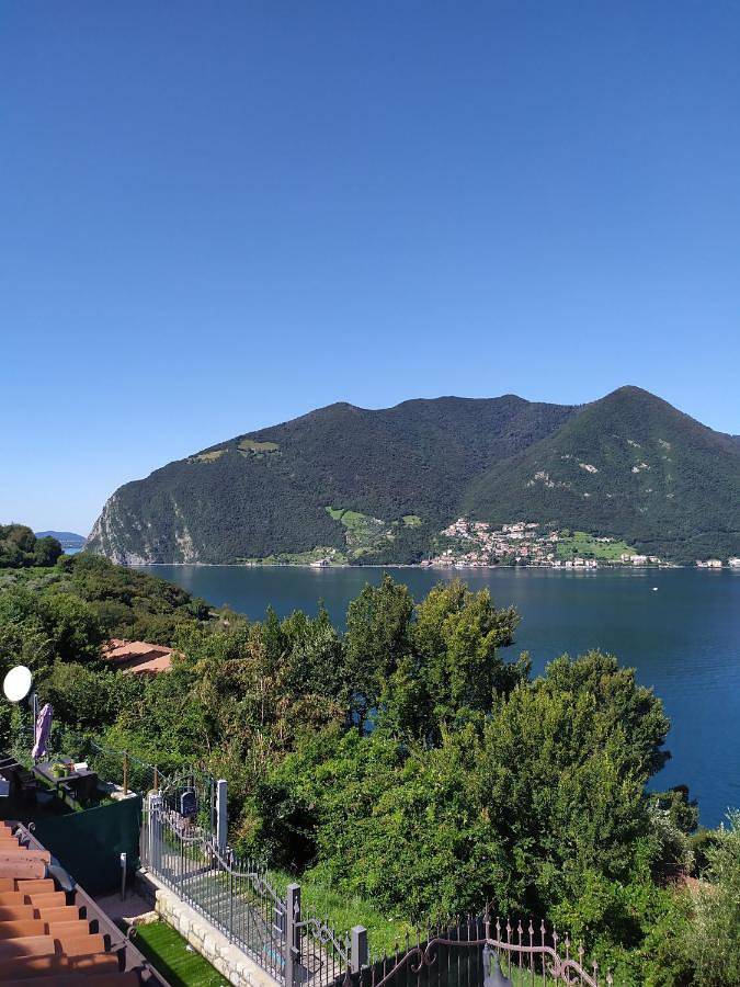 Location de vacances pour 4 personnes, avec jardin ainsi que vue sur le lac et vue à Monte Isola - 4
