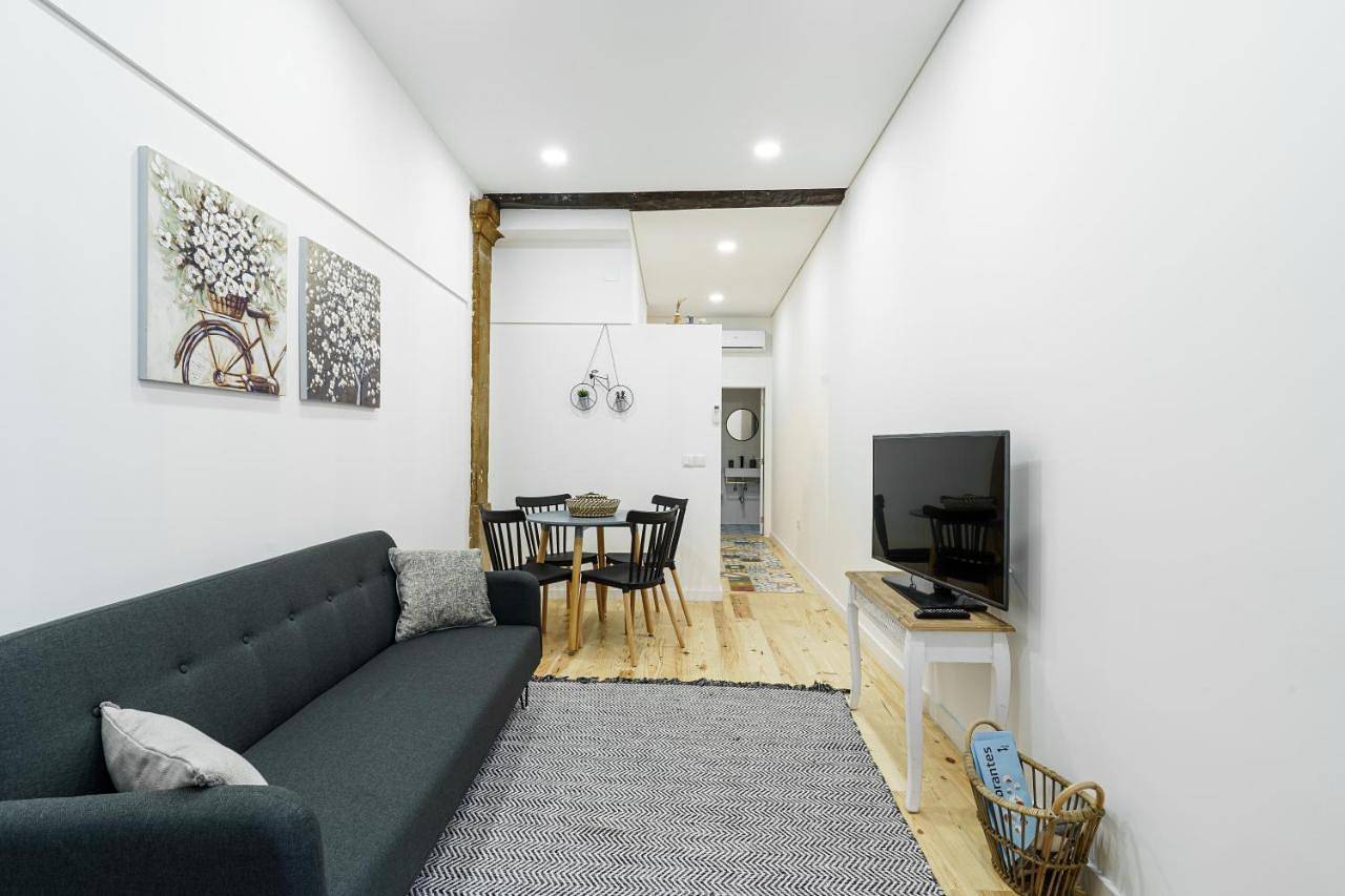 Apartamento inteiro, Casas da Ferraria by 4U Alojamento in Abrantes e Alferrarede, Rio Tejo