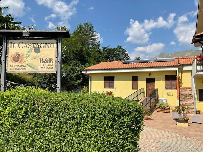 B&b per 2 persone, con giardino e panorama, con animali domestici in Parco nazionale dei Monti Sibillini