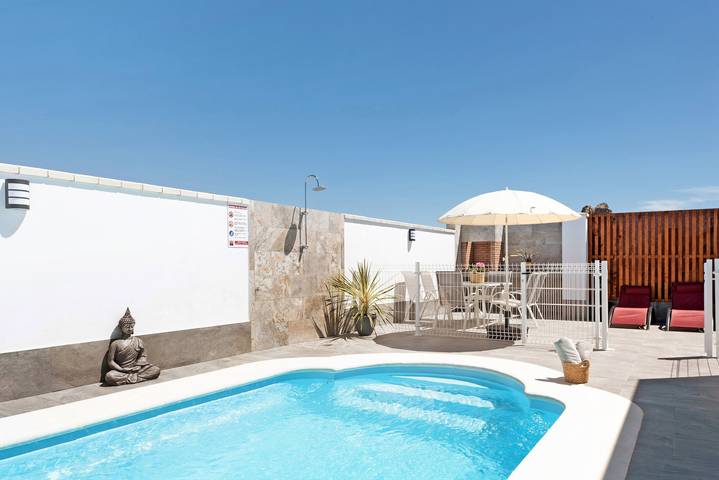 Casa de vacaciones 'La Posada' con piscina, jardín, terraza y Wi-Fi in Conil de la Frontera, Costa de la Luz