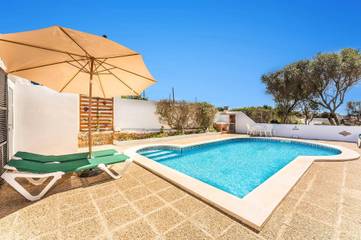 Villa in Alaior Gemeinde, Menorcas Küste für 4 