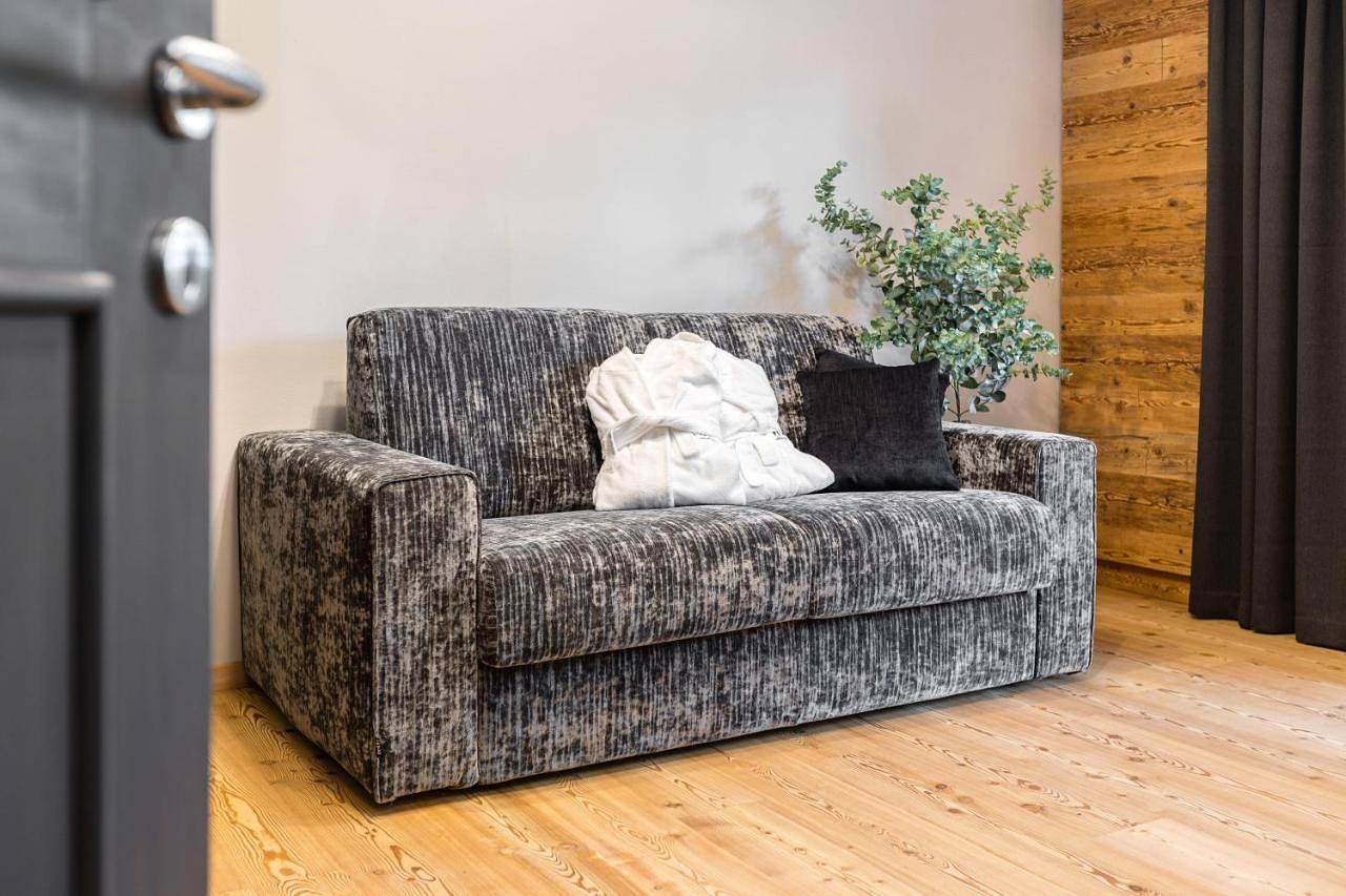 Holiday home for 8 people with balcony in Falzeben, Hafling