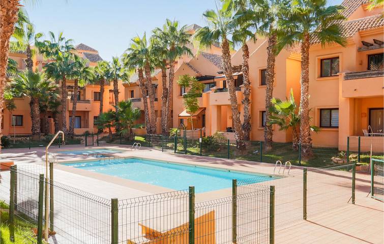 Holiday apartment for 4 people, with pool and terrace in Los Alcázares