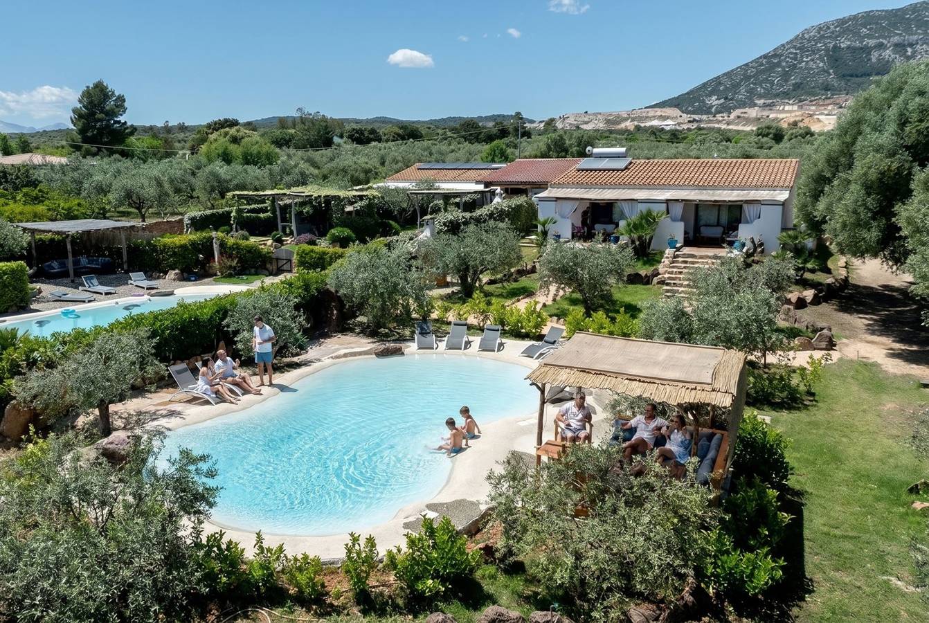 Ganze Ferienwohnung, Ferienwohnung für 6 Personen mit Pool in Orosei, Golf von Orosei